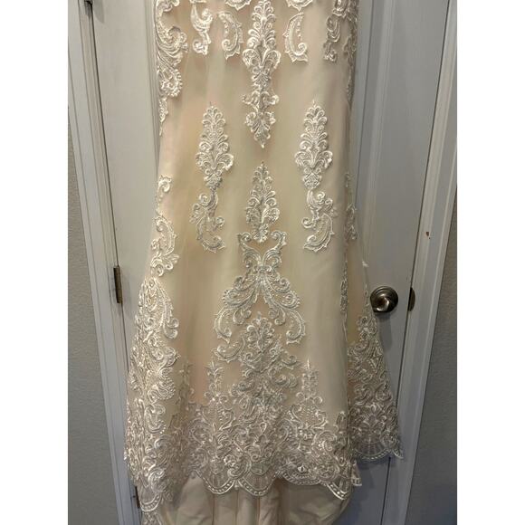 Juliette Hot Couture Strapless Ivory Sweetheart Train Lace Wedding Dress 8 NWT - Picture 7 of 8